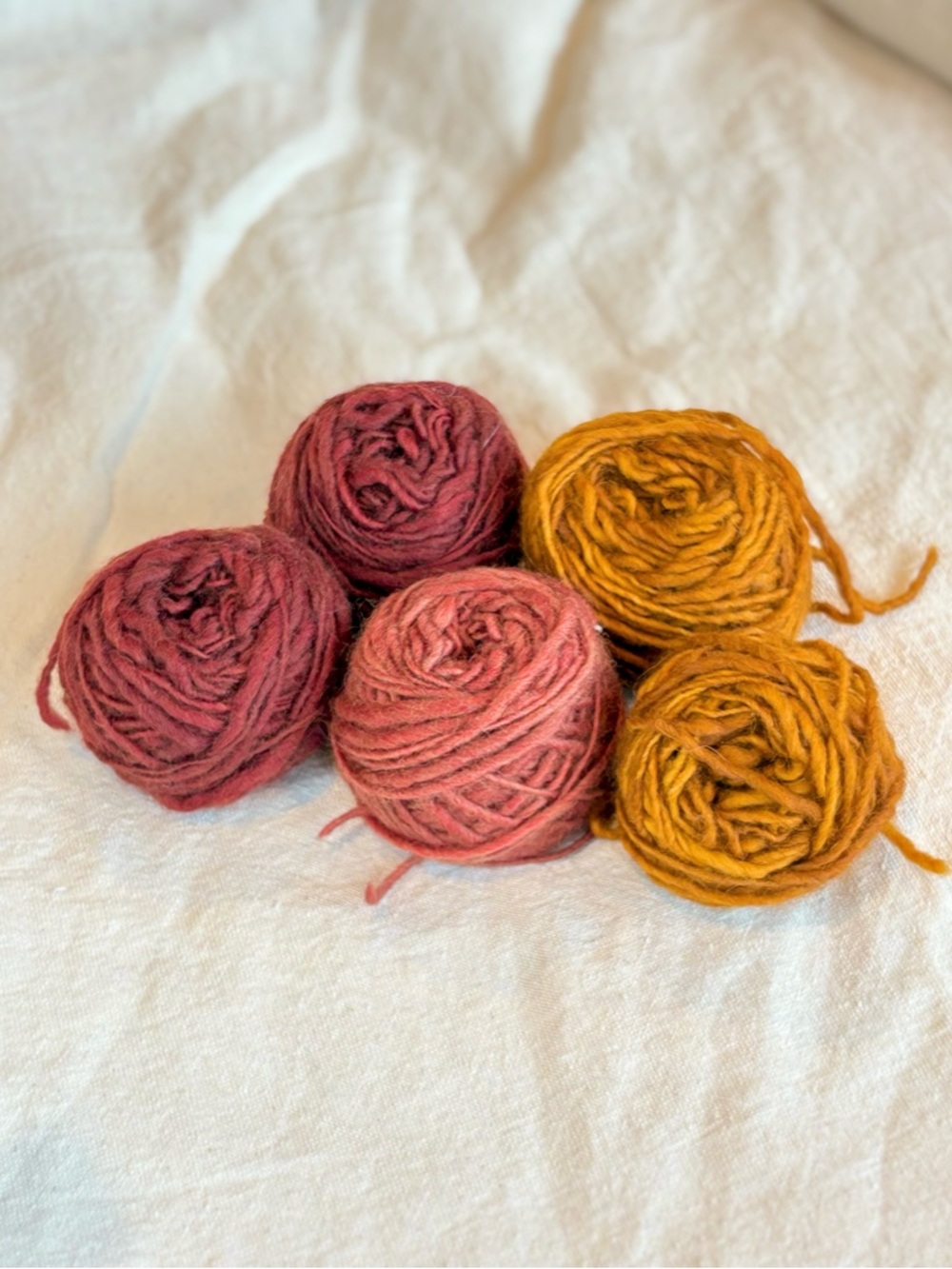 manos del Uruguay mini set - bundle pink mauve yellow gradient wool nwot